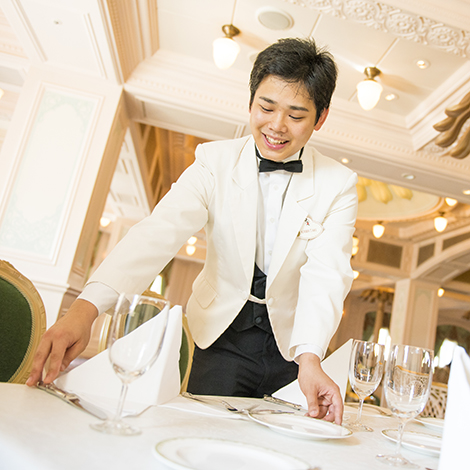 全ディズニーキャスト別の時給と月の給料をまとめてみた【アルバイト】 9 foodservice 03 1 1